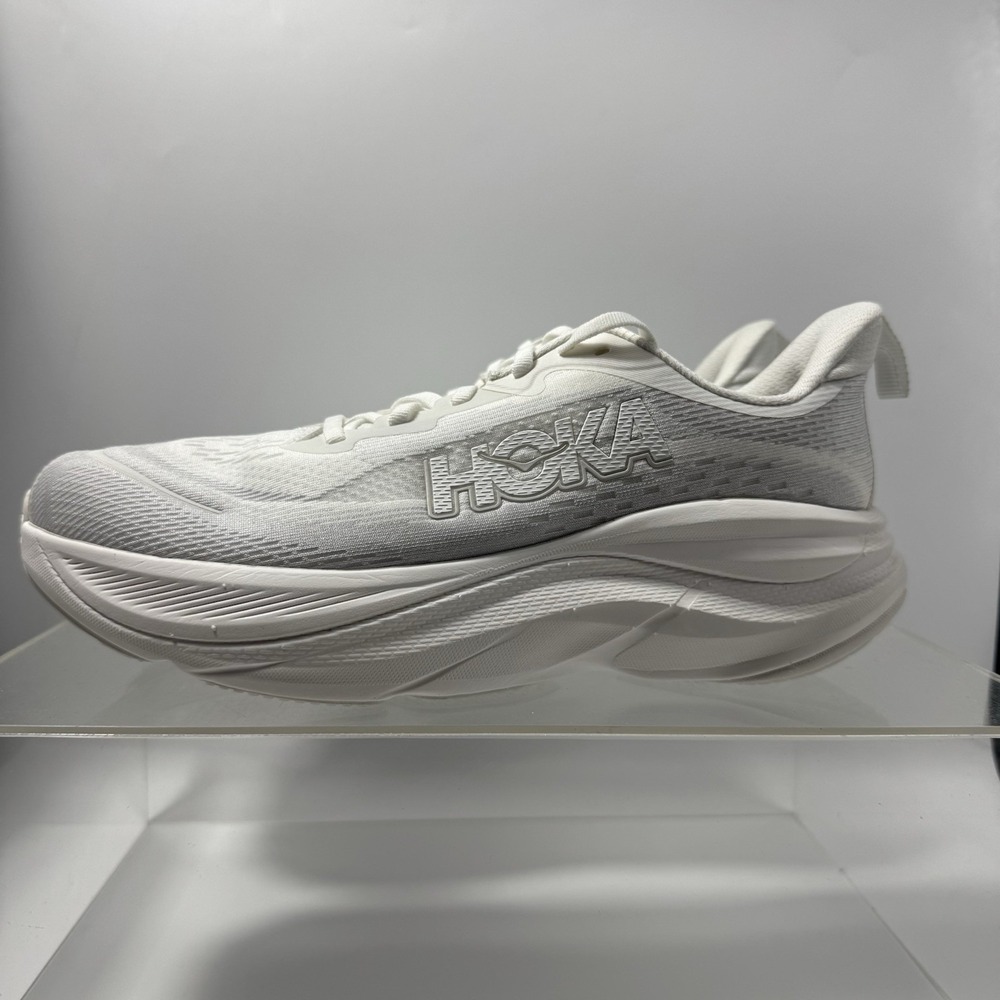 Brand New Hoka One One Skyflow White 1155111 FCG Running Shoes Men's Size 9.5